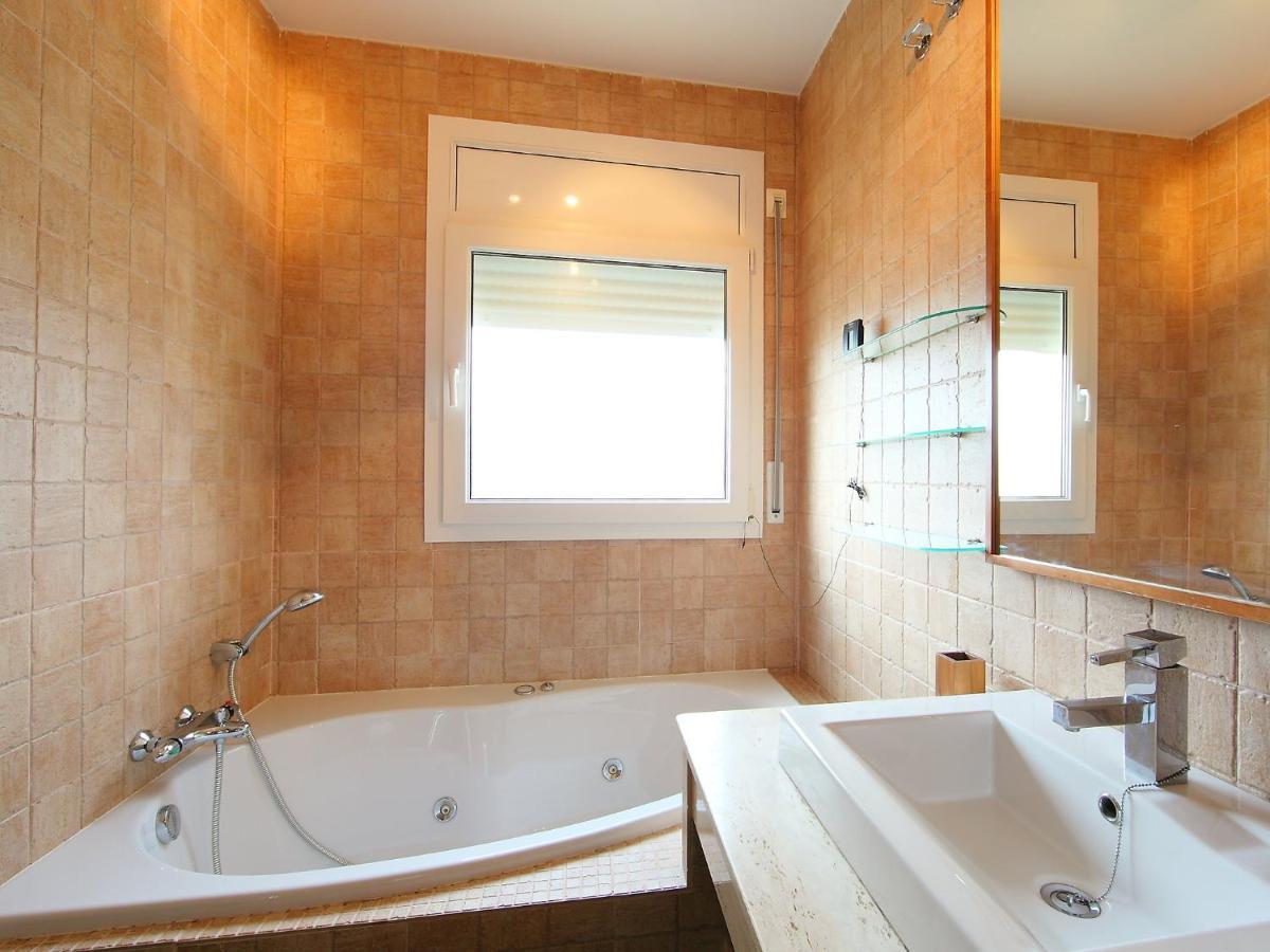 Holiday Home Dirk By Interhome L'Ampolla Ngoại thất bức ảnh